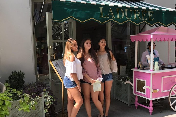 Laduree Bakery for Blair’s favorite macaroons?